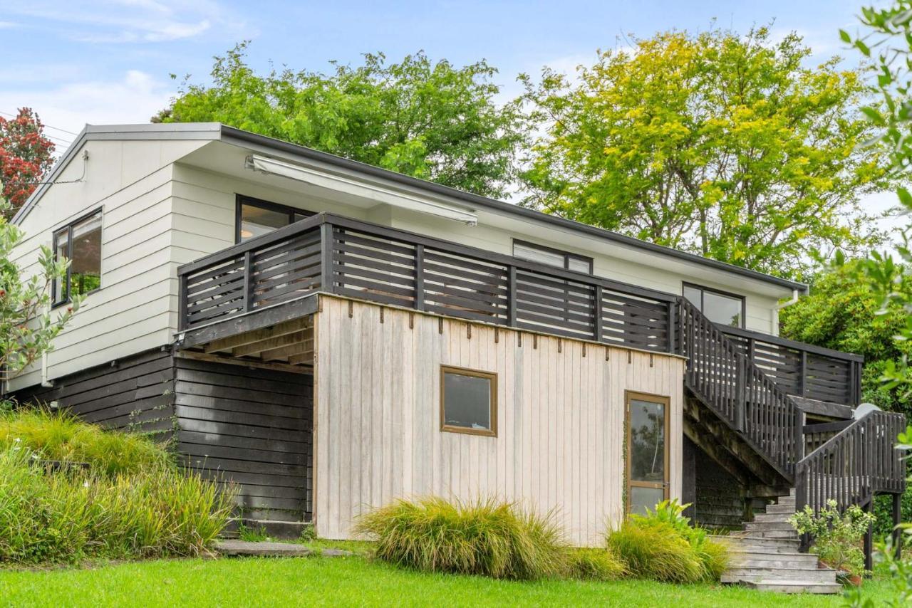 Sunrise Point - Snells Beach Holiday Home エクステリア 写真